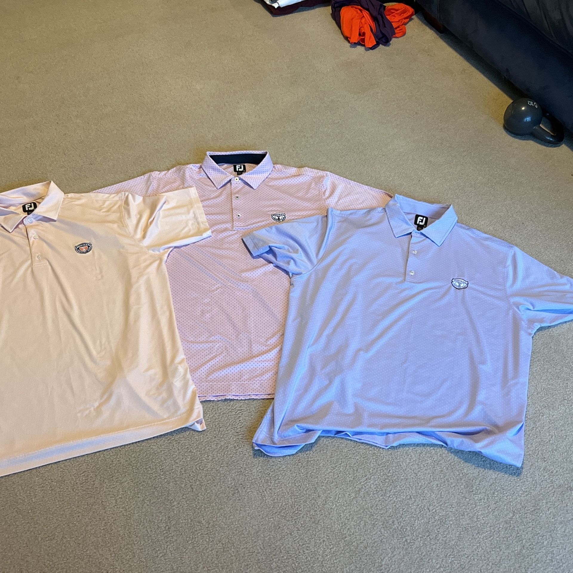 Medina country club golf shirts by Footjoy size XL