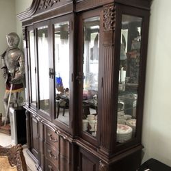 Bernhardt Belmont Collection Lighted China Cabinet