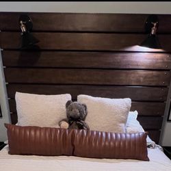 Queen bedroom set