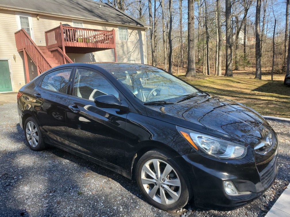 2012 Hyundai Accent