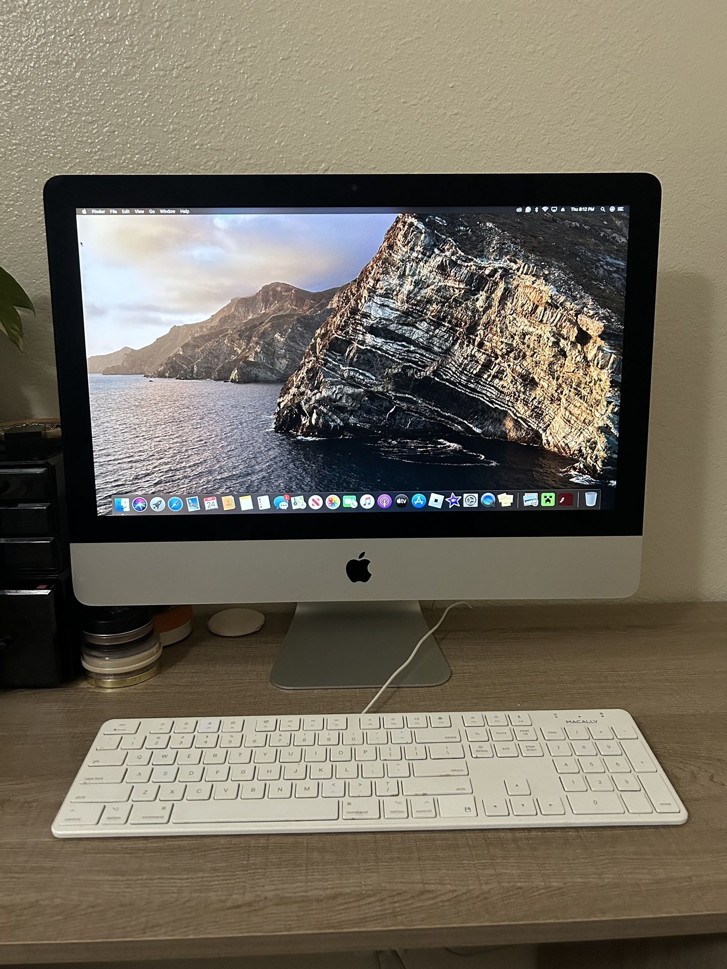 Imac 21.5” Used