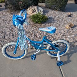 Girls Frozen 16in Bike. Excellent Condition In Fountain Hills 