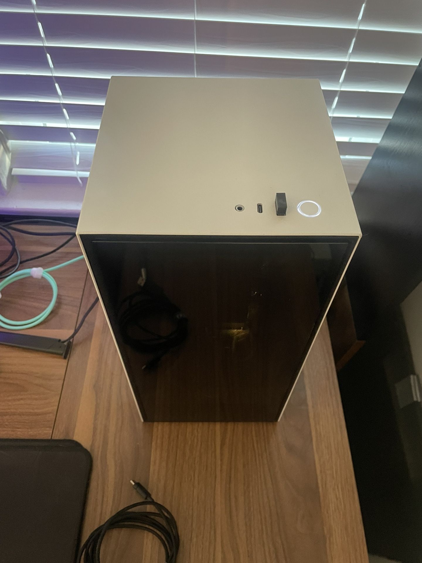 NZXT H1  gaming system