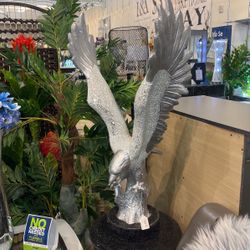 EAGLE SCULPTURE 