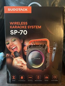Karaoke Wireless Speaker With 2 Microphones 