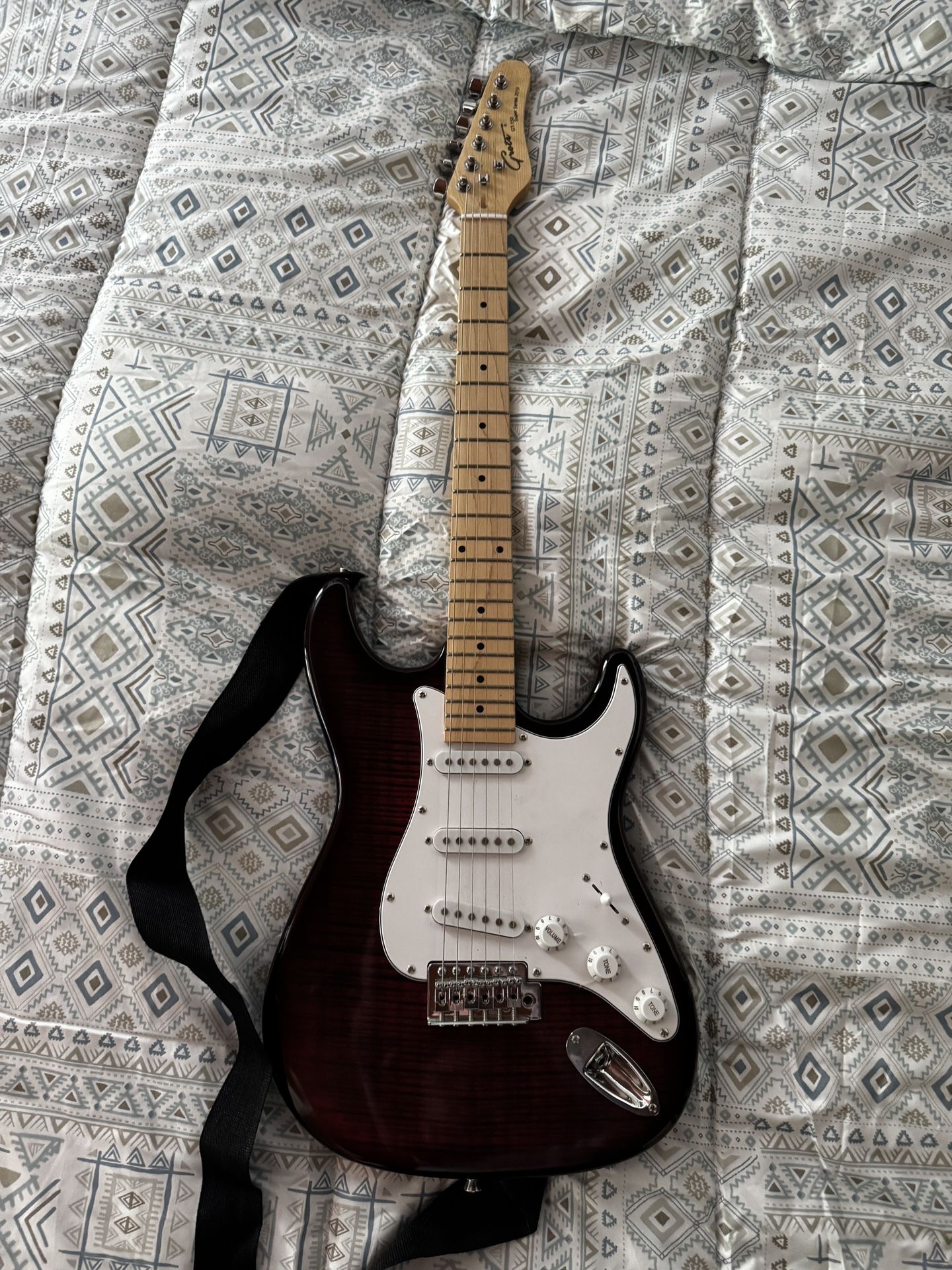 Grote GT-150 Electric Guitar