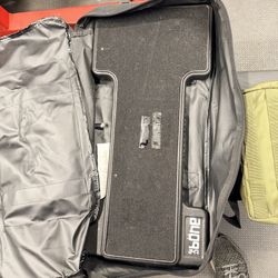 Gator G-Bone - 5-pedal Molded Pedal Board with Carry Bag