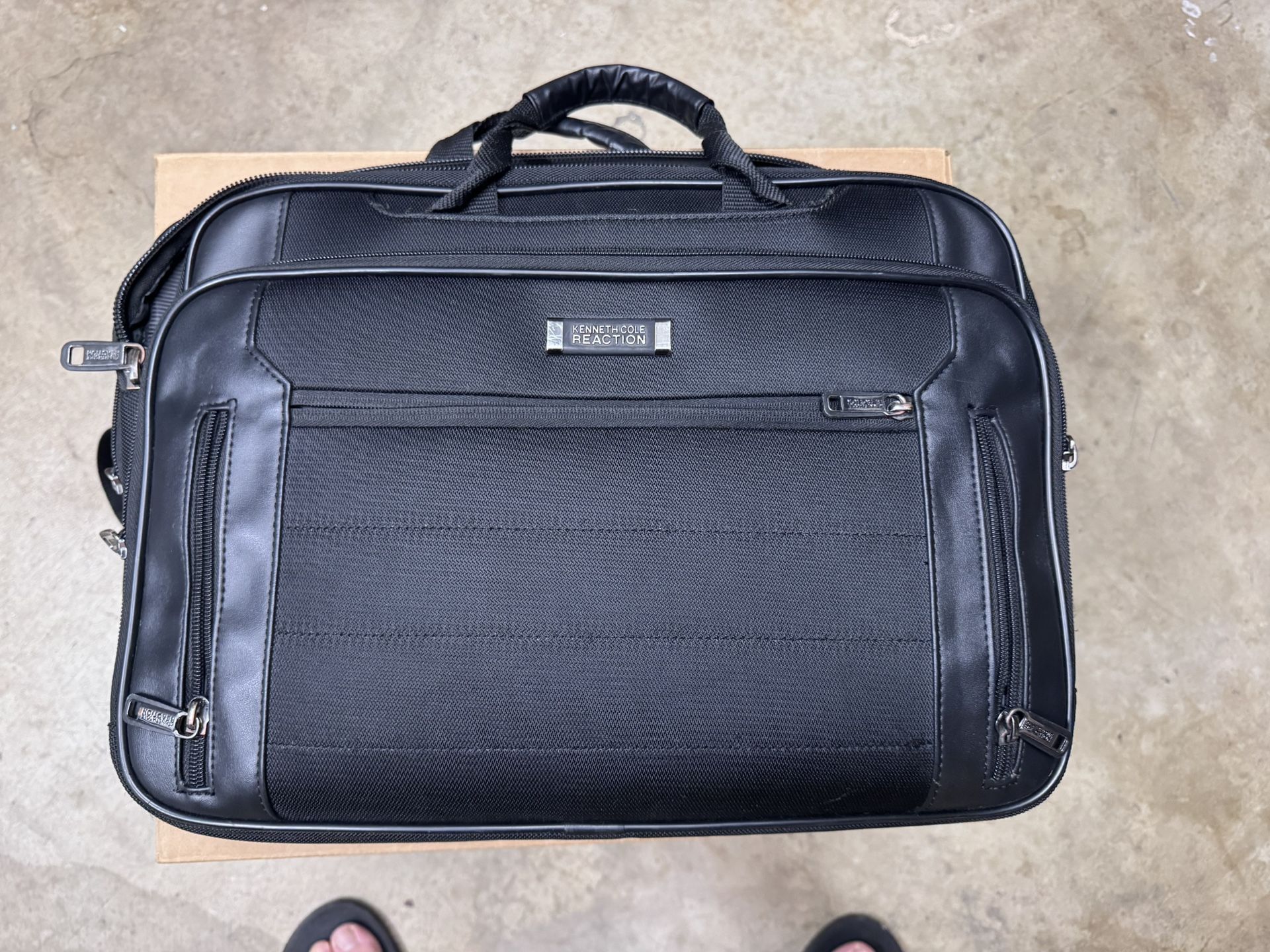 Kenneth Cole Reaction Portfolio Bag