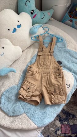 Kids clothes
