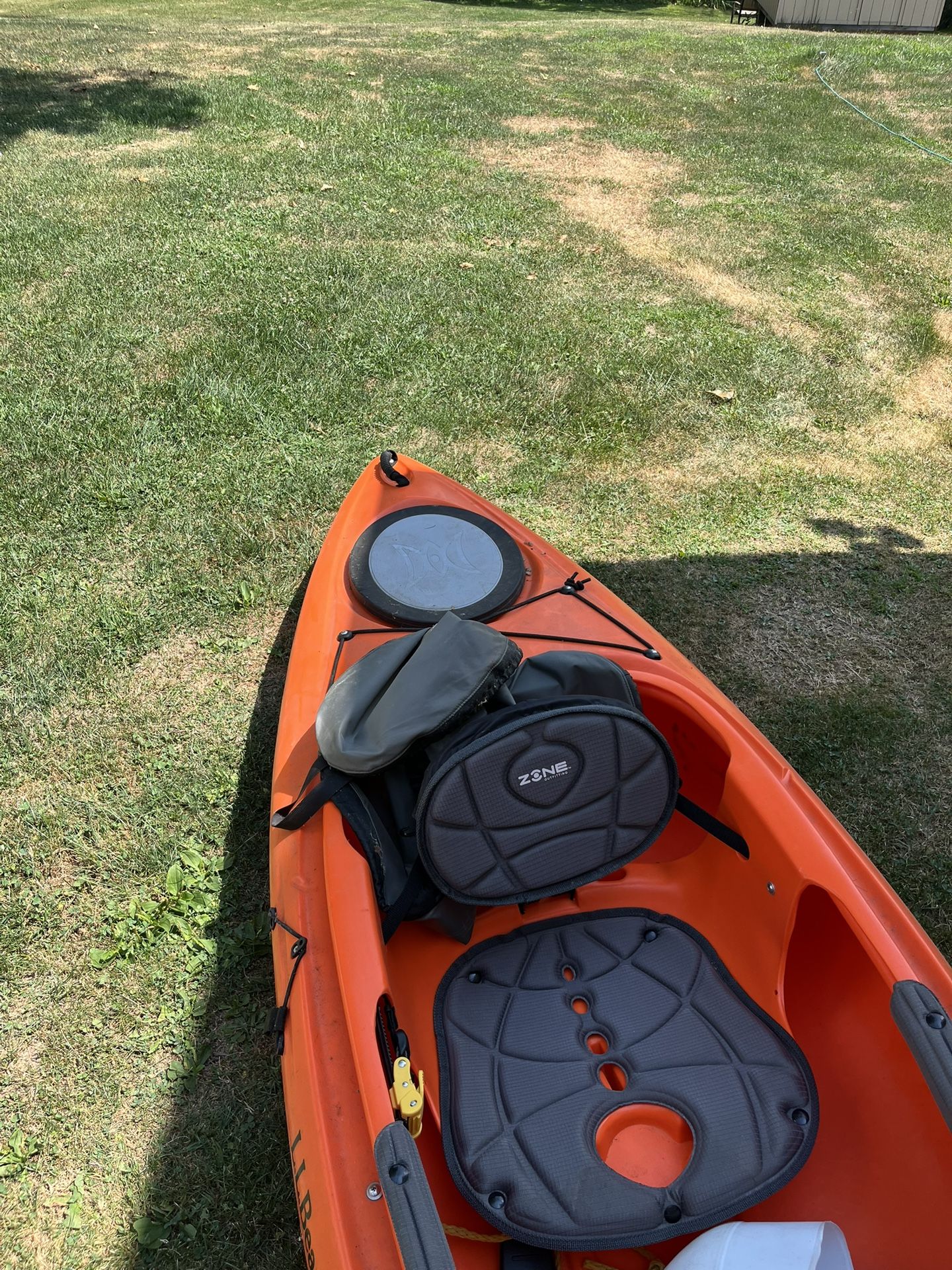 Manatee 100 DLX Sit In Kayak