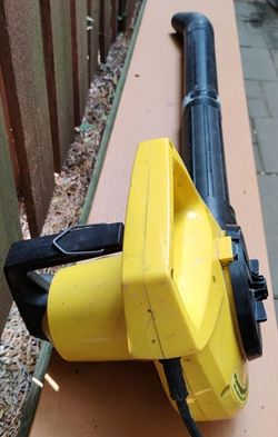 Paramount Corded Electric Leaf Blower 1 HP Model PB150 - Tested Working