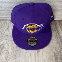 Los Angeles Lakers Snapback Hat$35