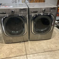 Set Washer and Dryer Gas