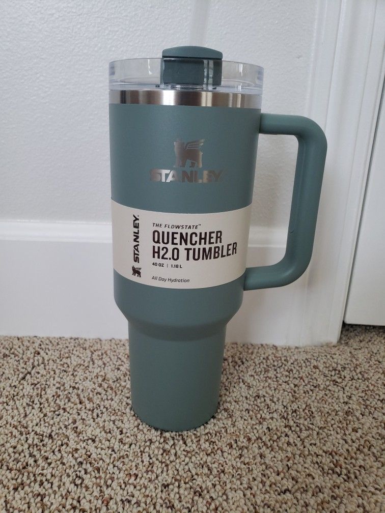 NWT 40oz Stanley tumbler Shale
