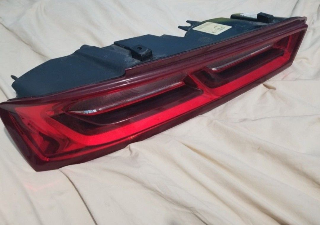 2016 Camaro Left Taillight
