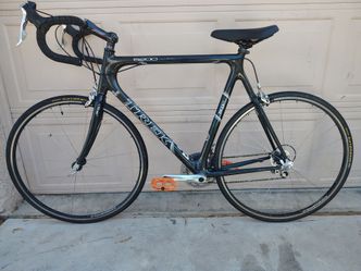 TREK 5200 OCLV Full Carbon Fiber – Dura-Ace – 9 speed - Made in USA