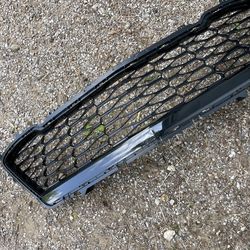 GRILL DE ABAJO 2016-2018 CHEVROLET CAMARO