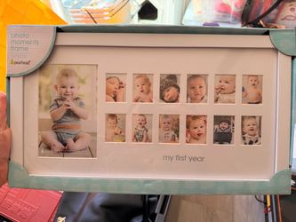 Pearhead My First Year Photo Moments Frame