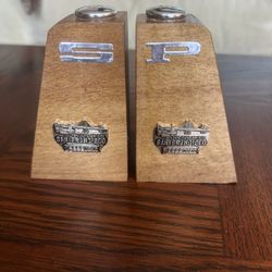 Salt And Pepper Shakers - Golden Gate Bridge San Francisco 