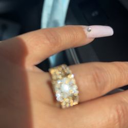 Gold Diamond Wedding Ring Set 