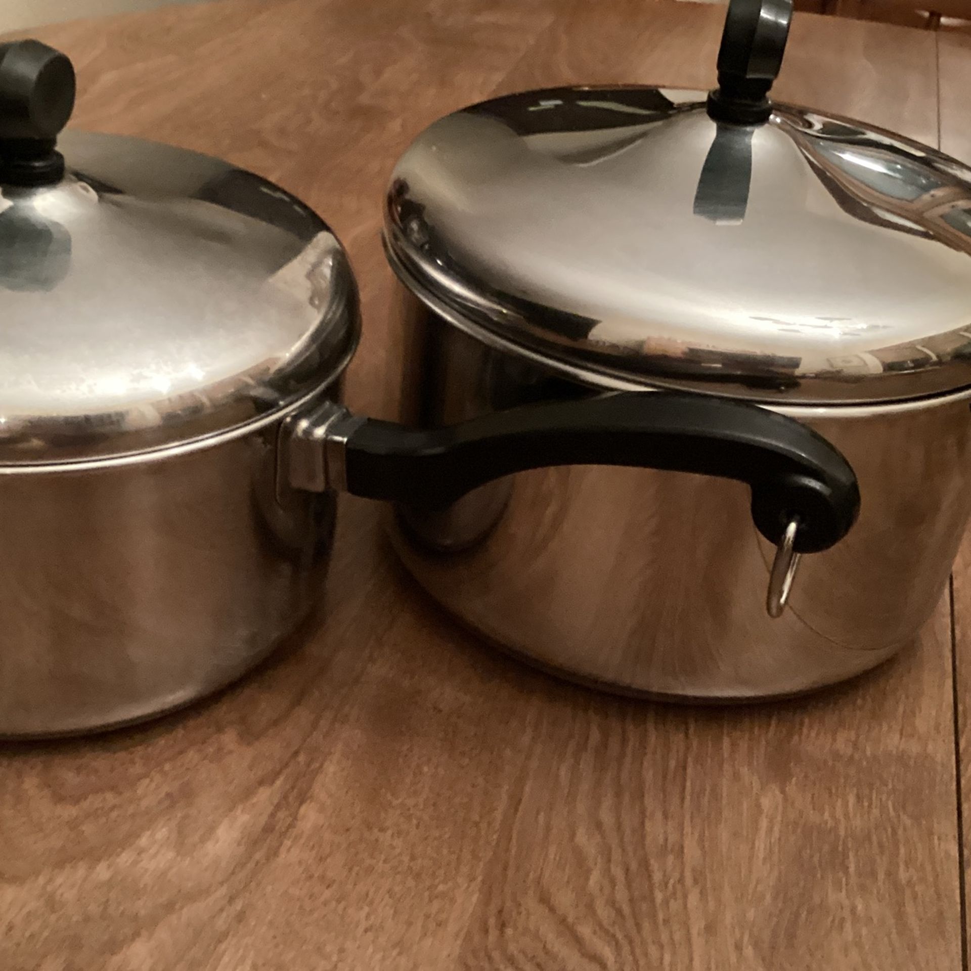 Farberware Stainless Steel 2qt & 4 Qt Pots