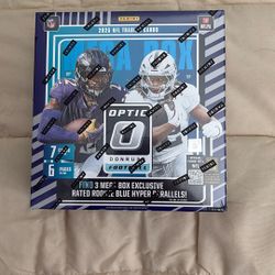 Football Cards 2025 Optic Mega Box