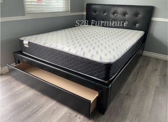 Queen Size Black Button W Drawer & Mattress 