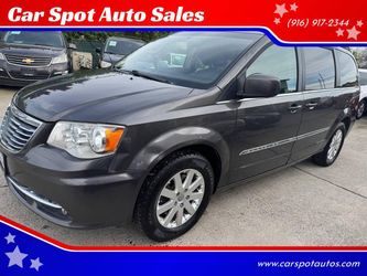 2016 Chrysler Town & Country