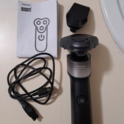 Philips Norelco Shaver 5000x 