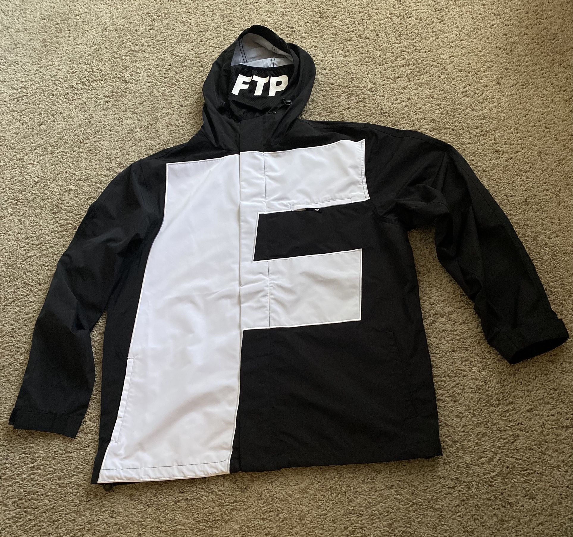 FTP F LOGO PARKA