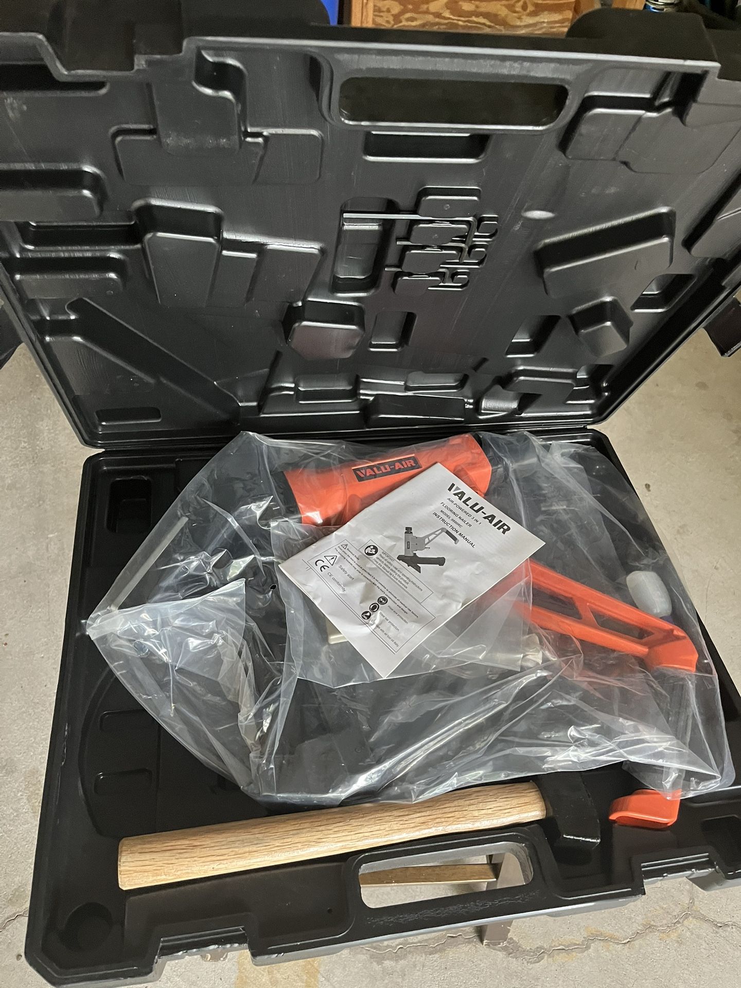 Valu-Air 3-in-1 Flooring Nailer and Stapler