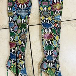 steve madden Over the knee boots Multicolor faux snakeprint pointy toe Size 6 M
