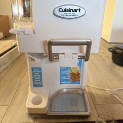 Brand New Cuisinart Soft Serve Ice Cream Maker 