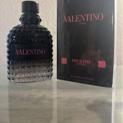 Valentino Born In Roma Intense Cologne 