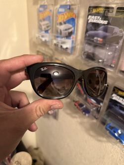 Women's Raybans