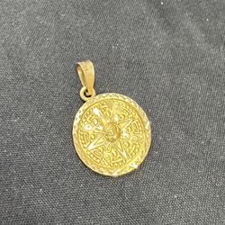 Vintage pendant on the neck GOLD