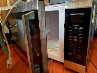 Microwave