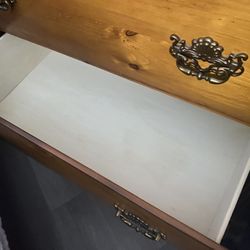 WOODEN DRESSER 5 DRAWERS