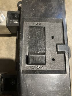 Square D 175 AMP Main Breaker
