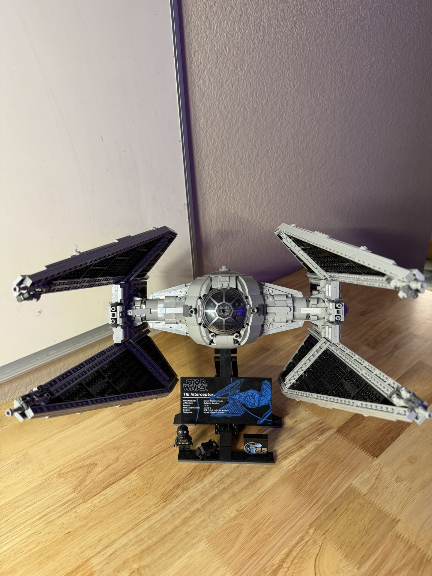 UCS TIE INTERCEPTOR BUILT LEGO SET