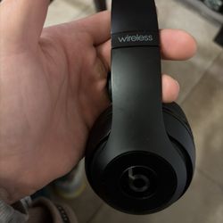 Beats Studio Wireless Headphones Model B0501 Black