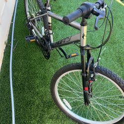 Huffy All Terrain 24 Mountain Bike 