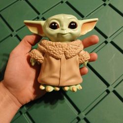 Disney Star Wars Grogu Bop It!