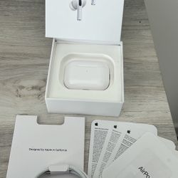 INCREDIBLE CONDITION AIRPODS PRO