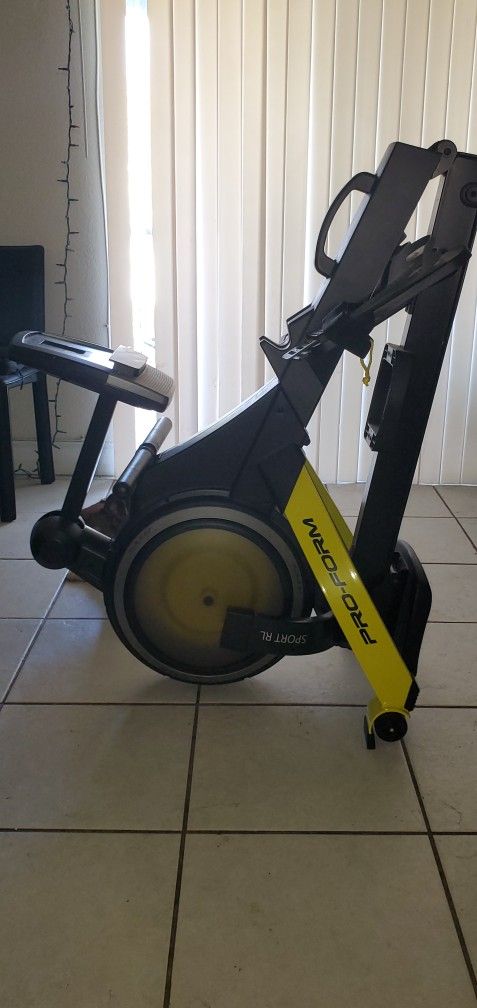 Gym Equipment.  Rower 