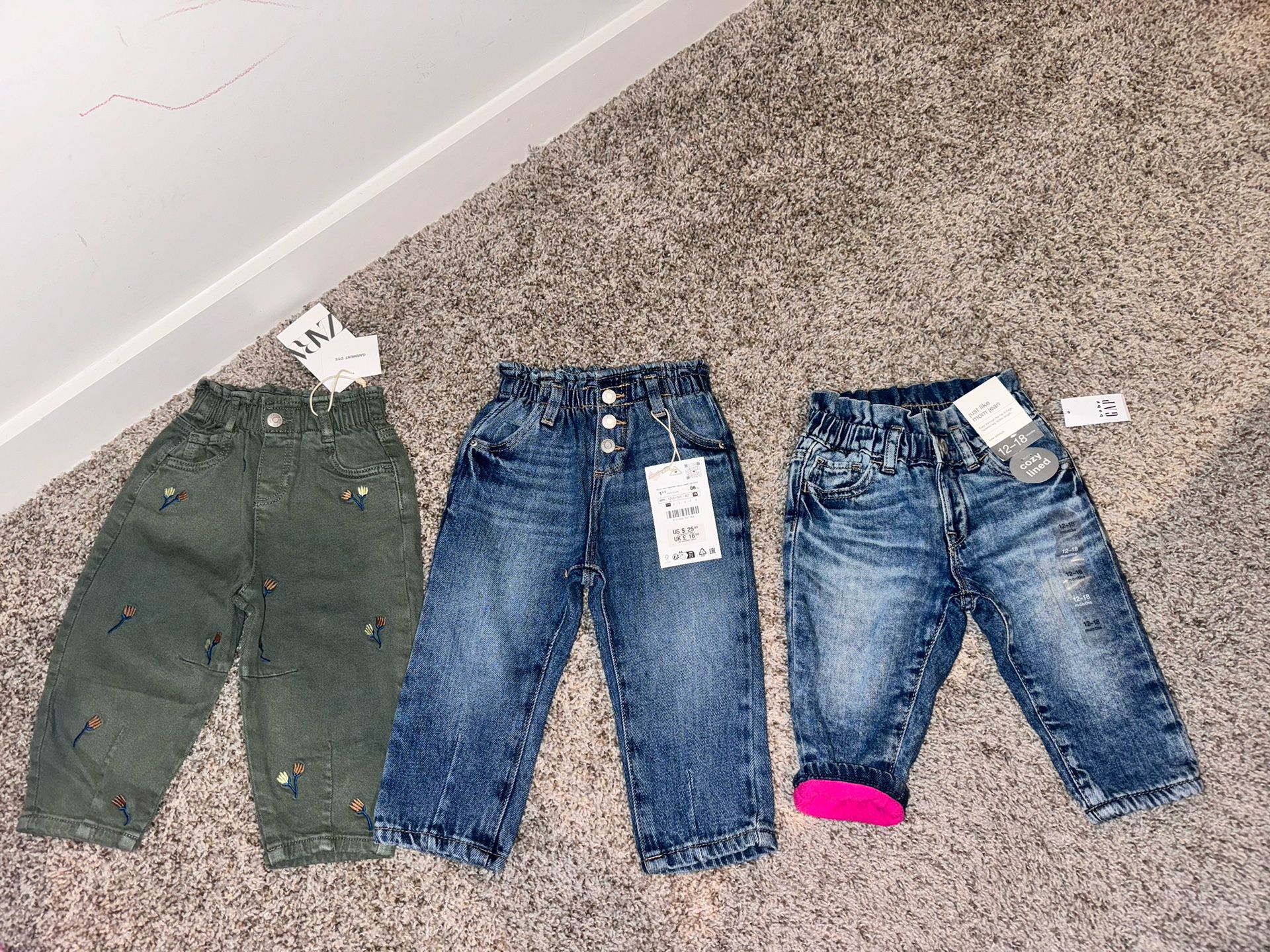 Baby girl Zara, H&M, Nike Lot NEW