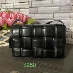 Bottega Veneta ?????