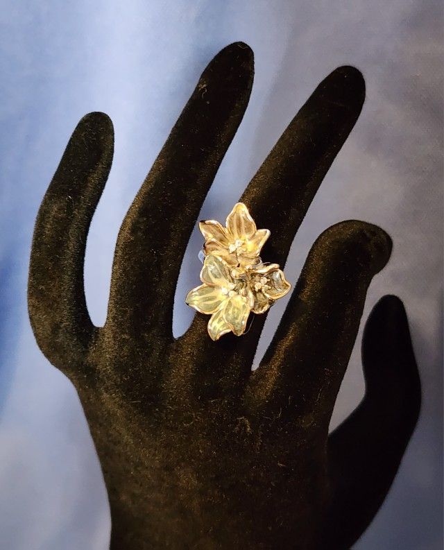 Flowers Ring