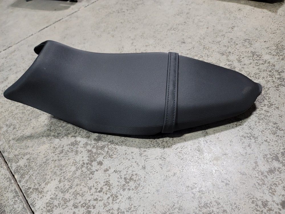 2020 Z125 Seat