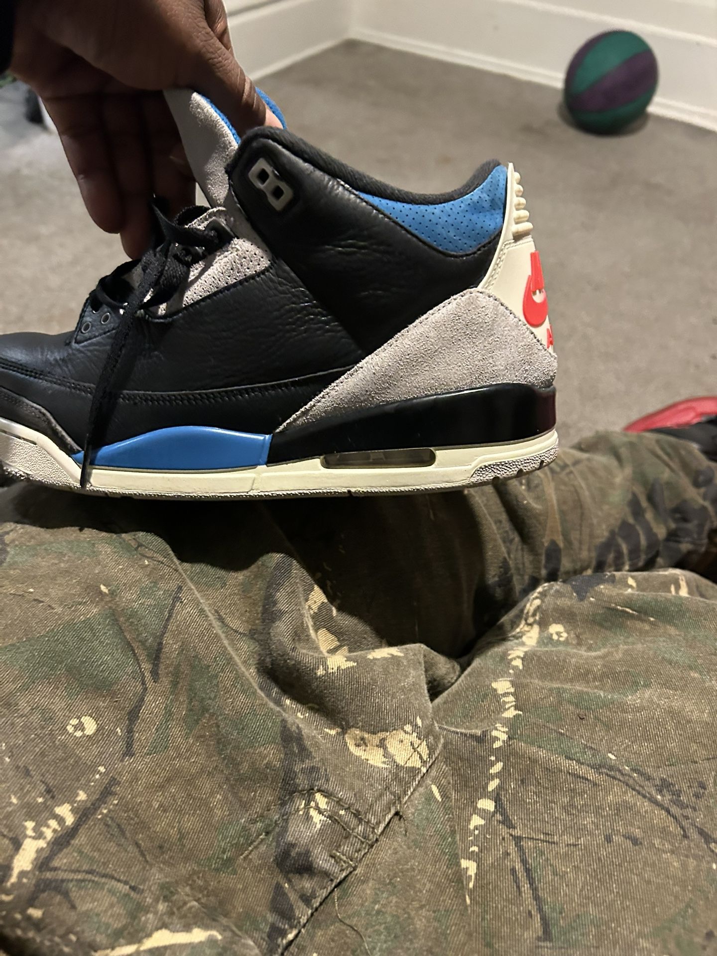 Jordan’s Retros 3s